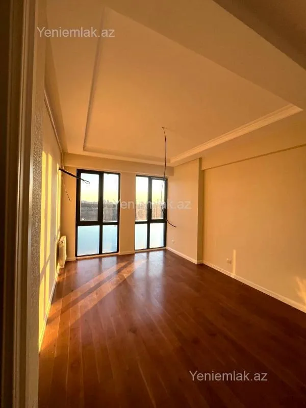 Satılır 2 otaqlı yeni tikili 55 m²