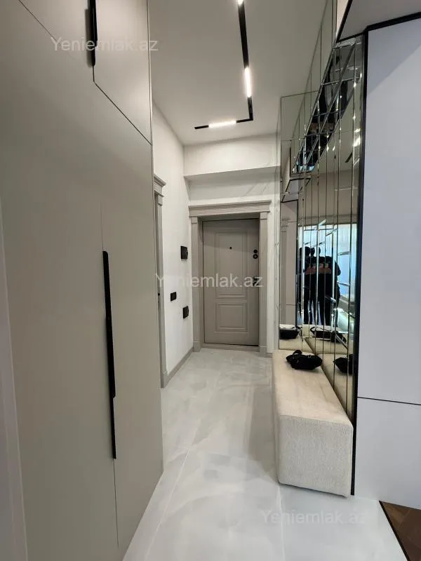 Satılır 2 otaqlı yeni tikili 66 m²