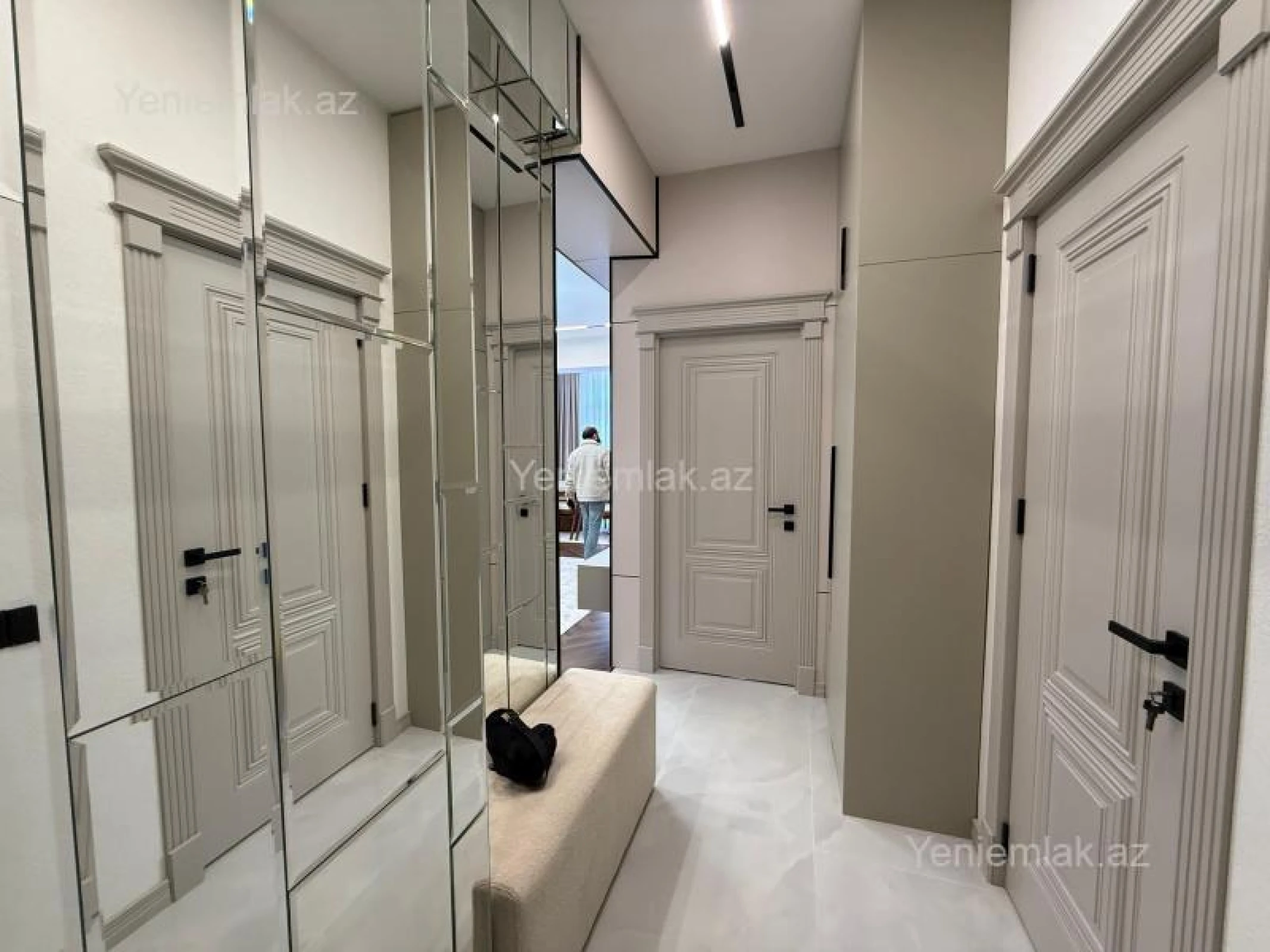 Satılır 2 otaqlı yeni tikili 66 m²