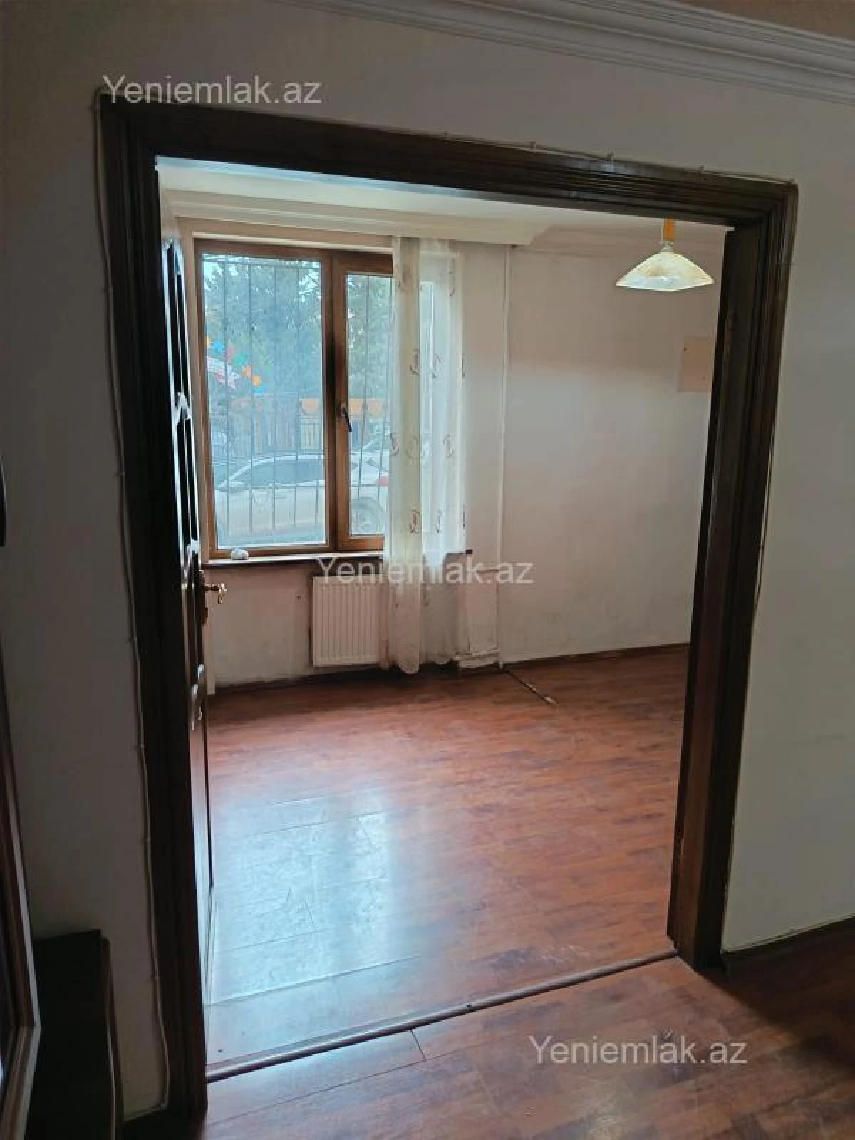 Satılır 2 otaqlı köhnə tikili 42 m²