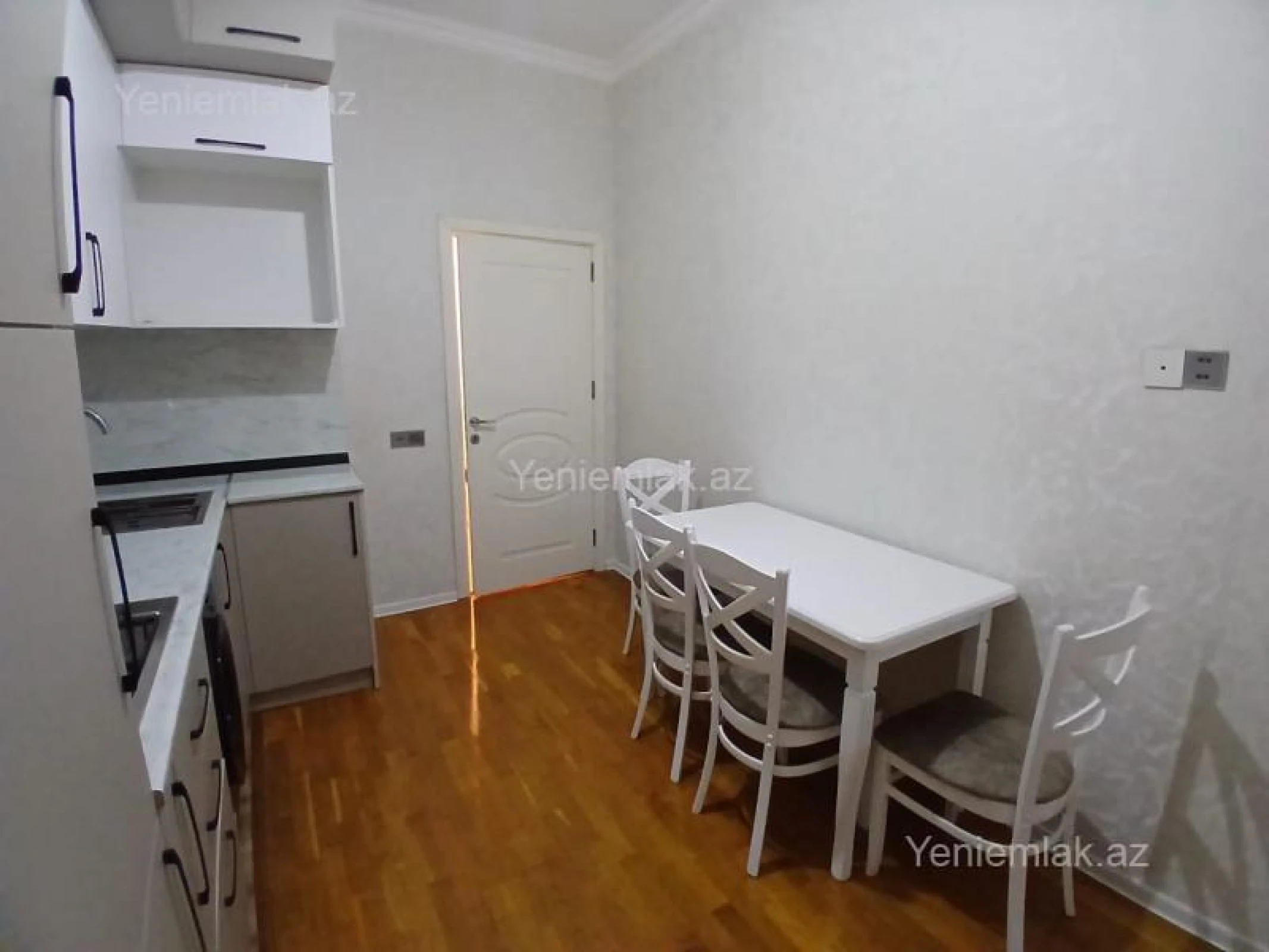 Satılır 2 otaqlı yeni tikili 68 m²