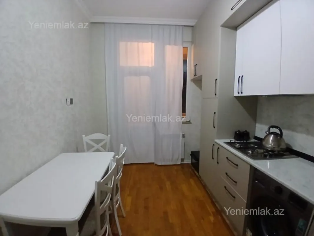 Satılır 2 otaqlı yeni tikili 68 m²