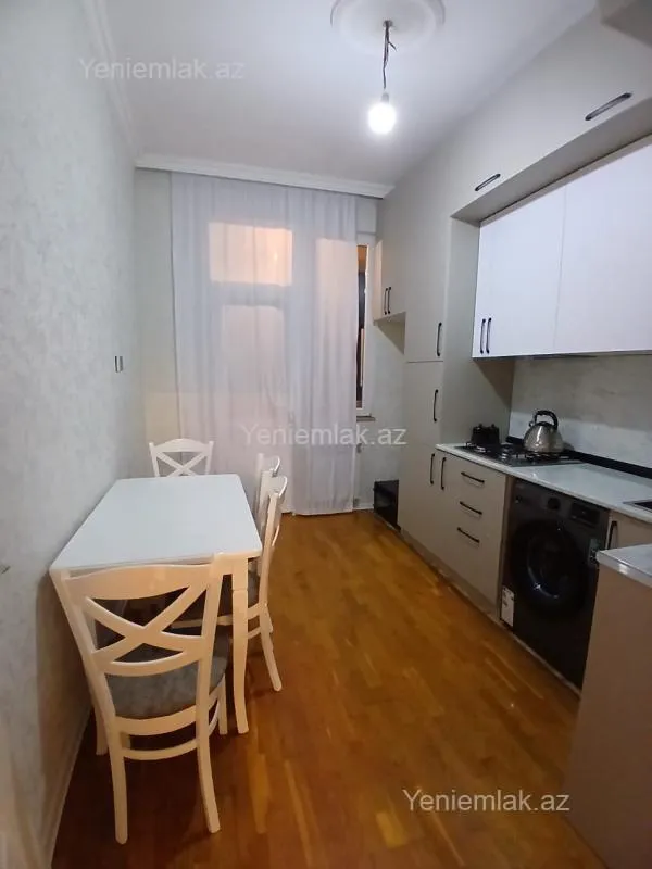 Satılır 2 otaqlı yeni tikili 68 m²