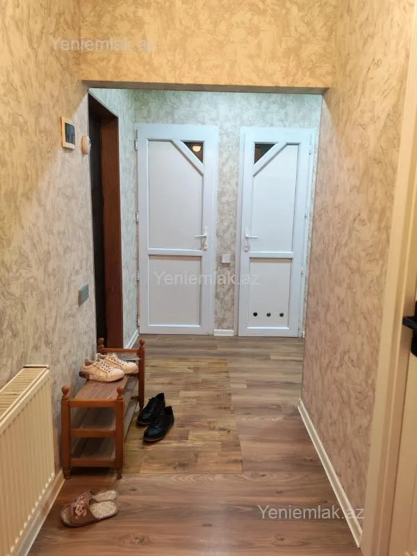 Satılır 2 otaqlı köhnə tikili 52 m²