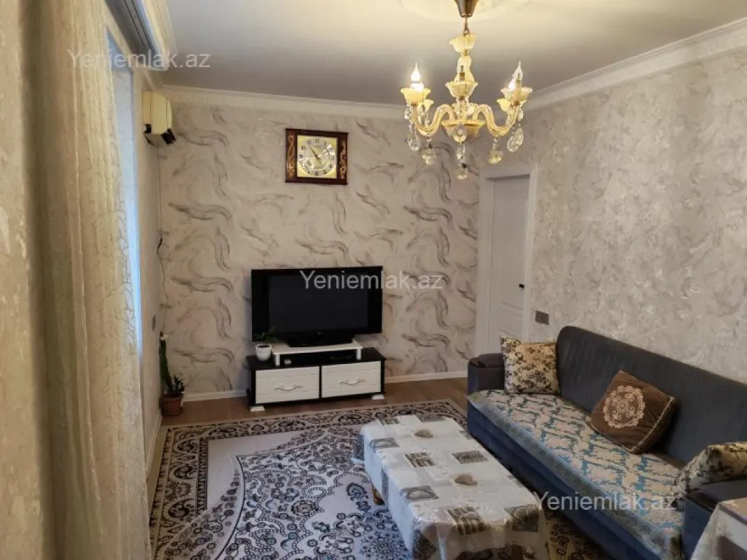 Satılır 2 otaqlı köhnə tikili 52 m²