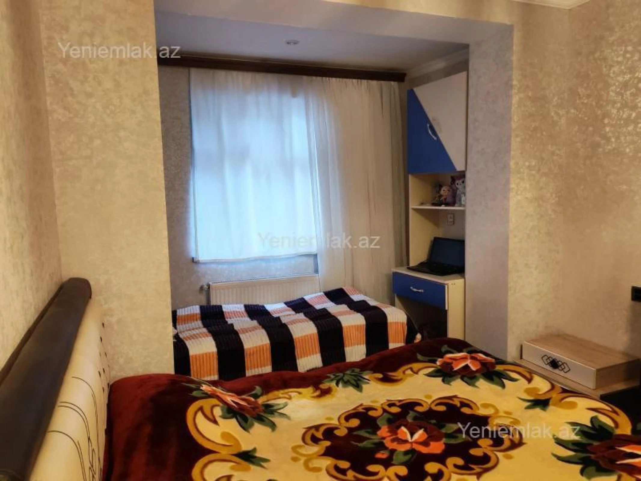 Satılır 2 otaqlı köhnə tikili 52 m²