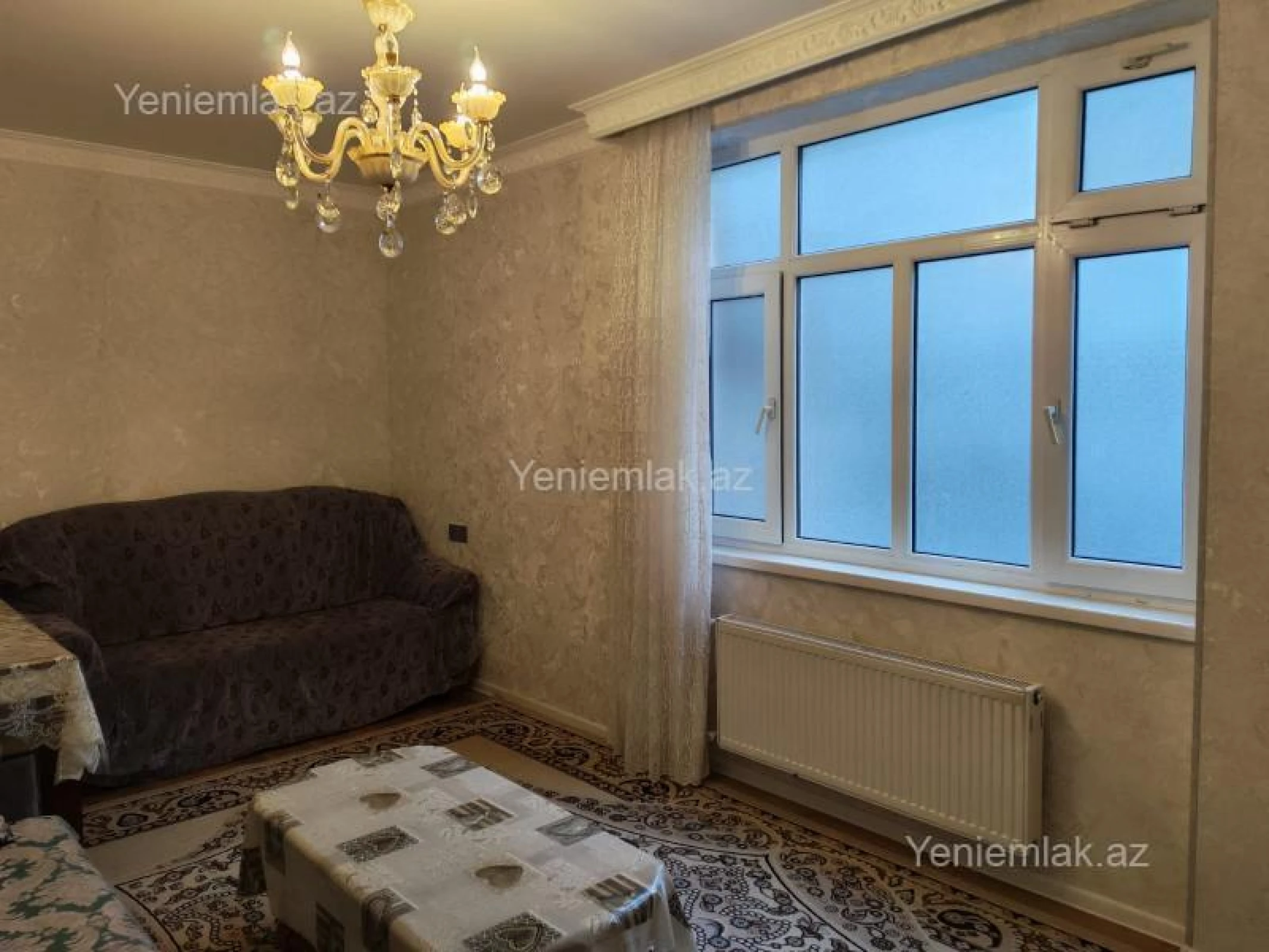 Satılır 2 otaqlı köhnə tikili 52 m²