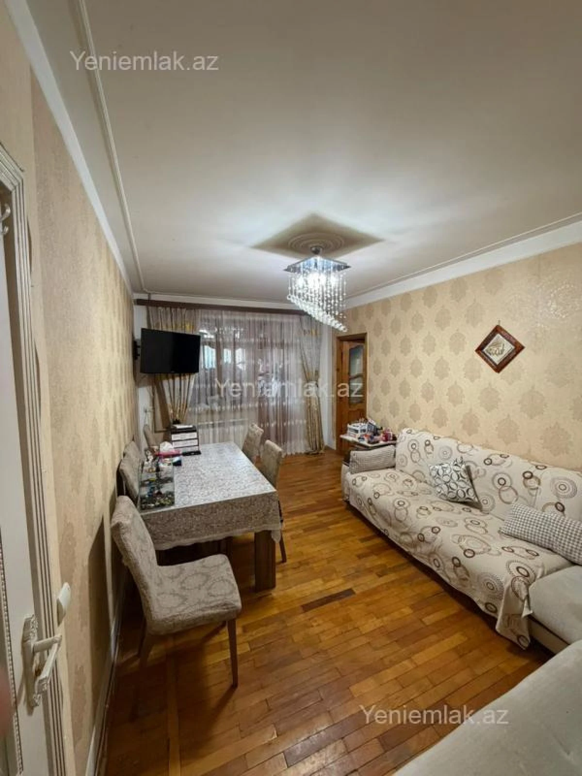 Satılır 2 otaqlı köhnə tikili 42 m²