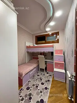 Satılır 3 otaqlı yeni tikili 100 m²