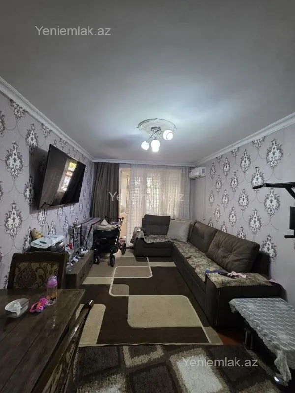 Satılır 2 otaqlı köhnə tikili 58 m²