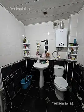 Satılır 2 otaqlı köhnə tikili 58 m²