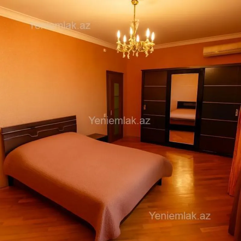 Satılır 3 otaqlı yeni tikili 135 m²
