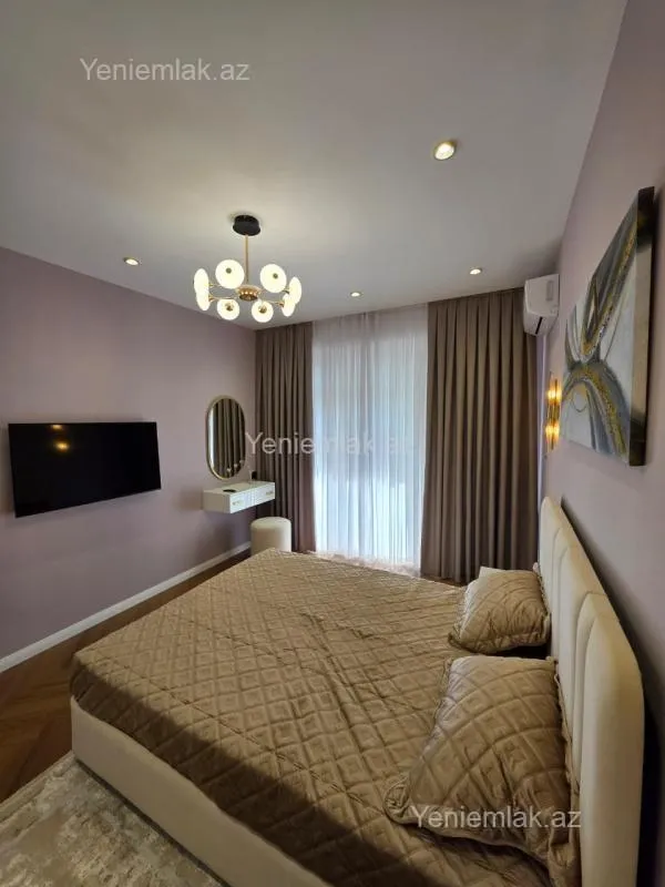 Satılır 3 otaqlı yeni tikili 110 m²