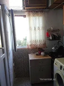 Satılır 1 otaqlı köhnə tikili 23 m²