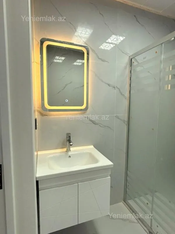 Satılır 3 otaqlı yeni tikili 80 m²