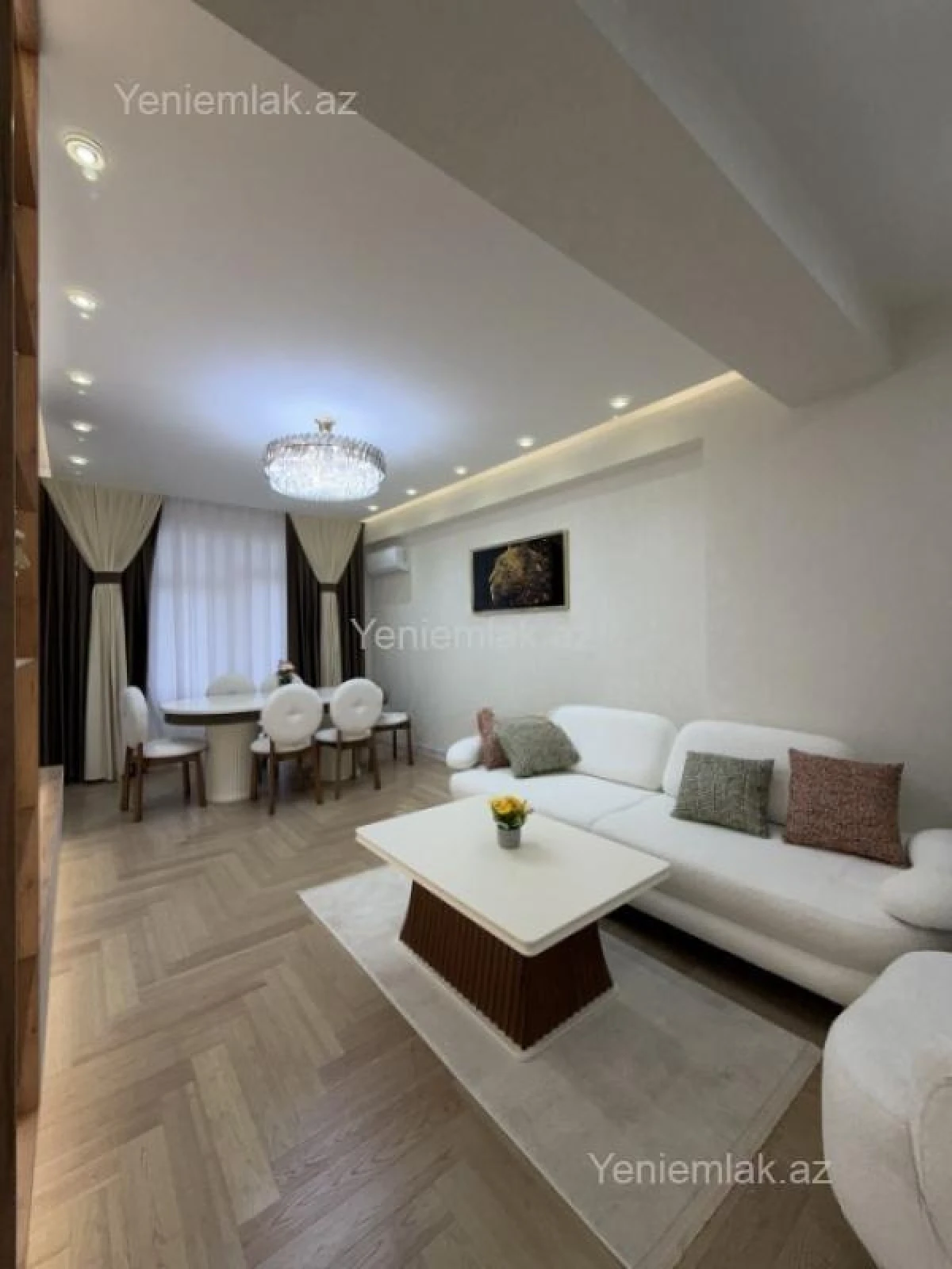 Satılır 3 otaqlı yeni tikili 135 m²