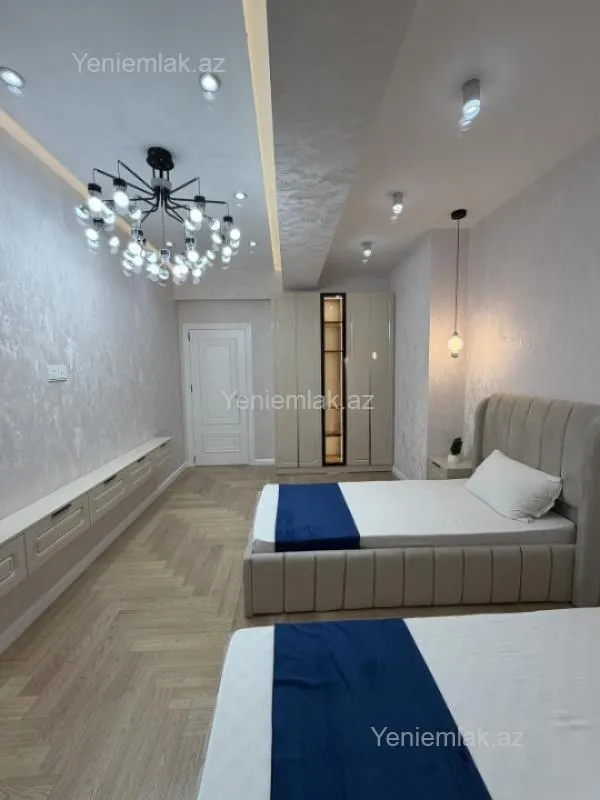 Satılır 3 otaqlı yeni tikili 135 m²