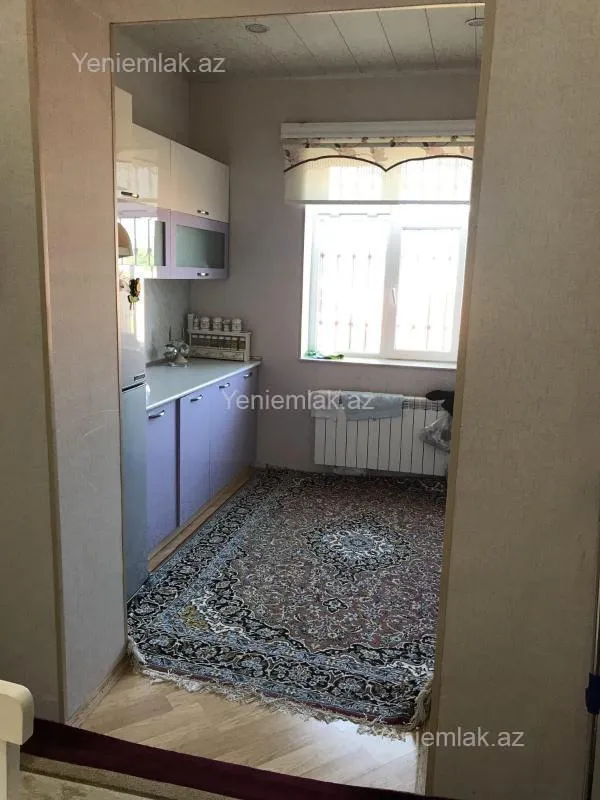 Satılır 4 otaqlı həyət evi 220 m²