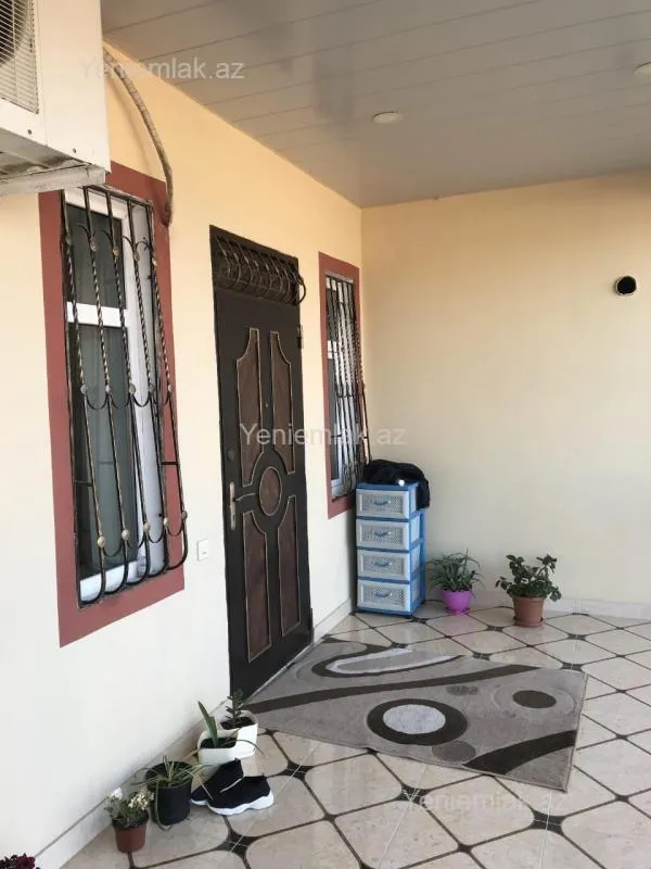 Satılır 4 otaqlı həyət evi 220 m²