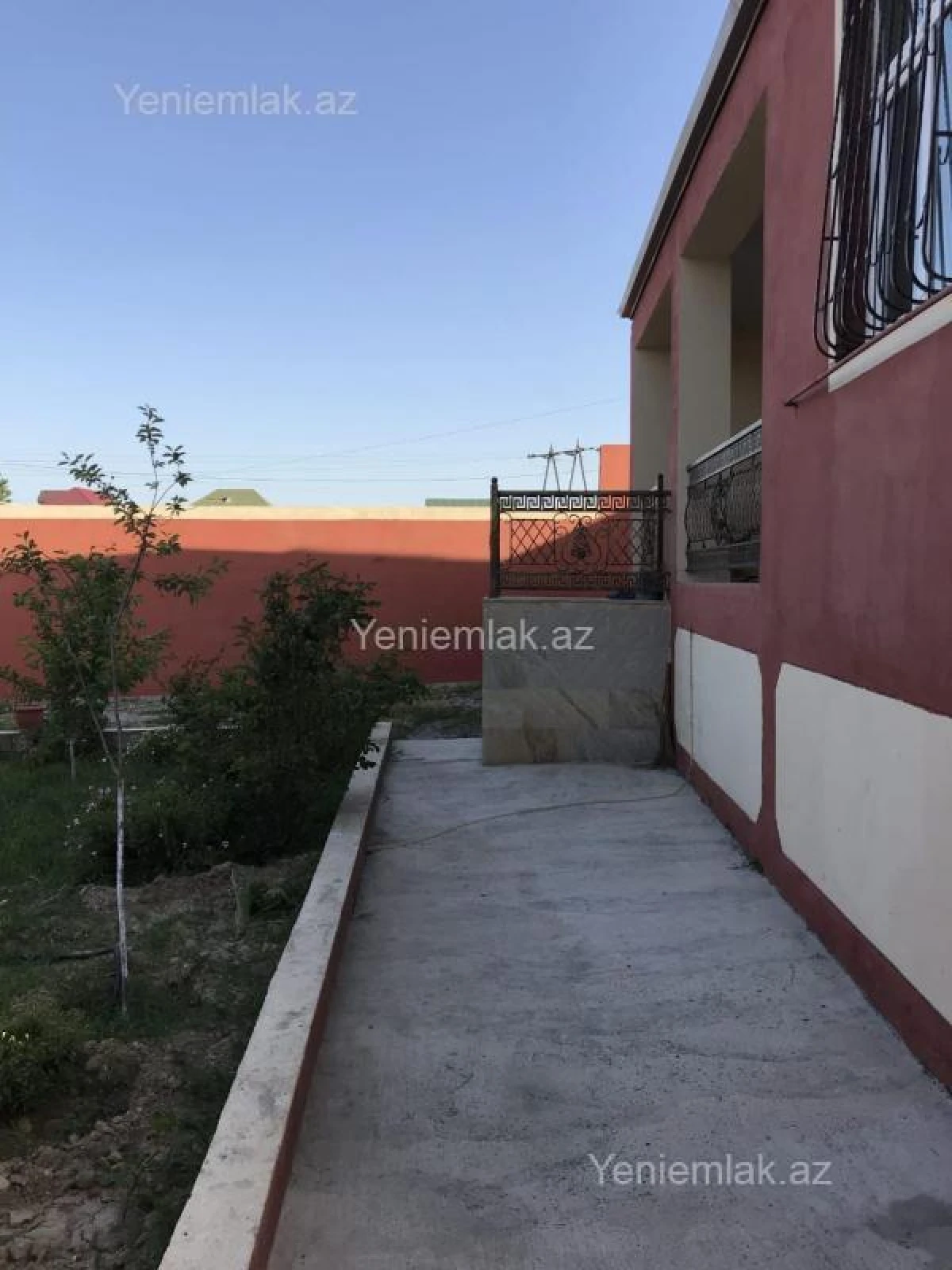 Satılır 4 otaqlı həyət evi 220 m²