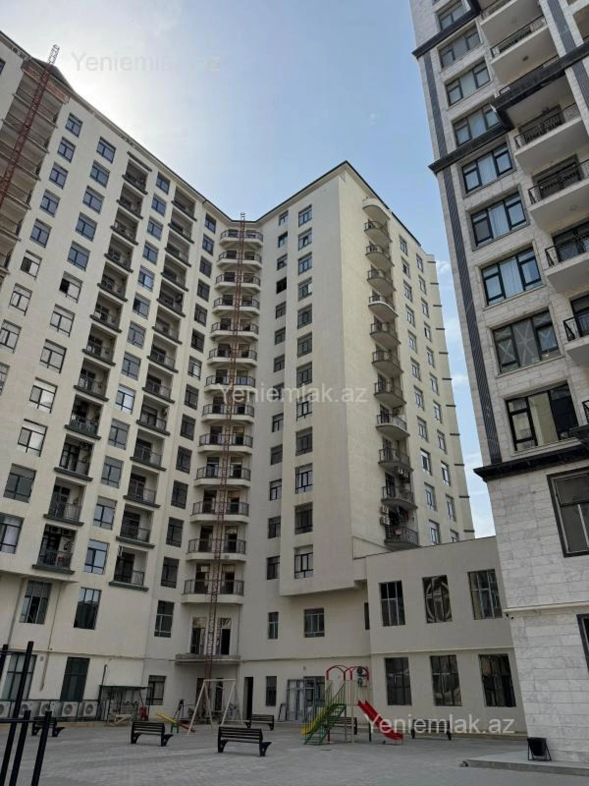 Satılır 1 otaqlı yeni tikili 68.5 m²