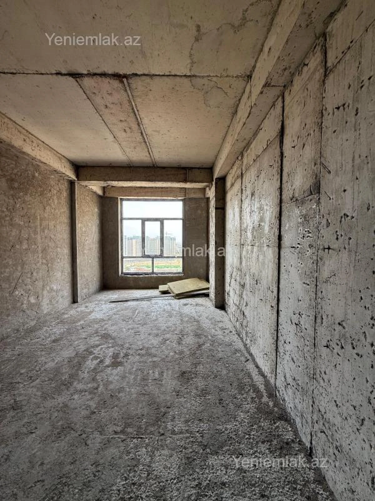 Satılır 1 otaqlı yeni tikili 68.5 m²