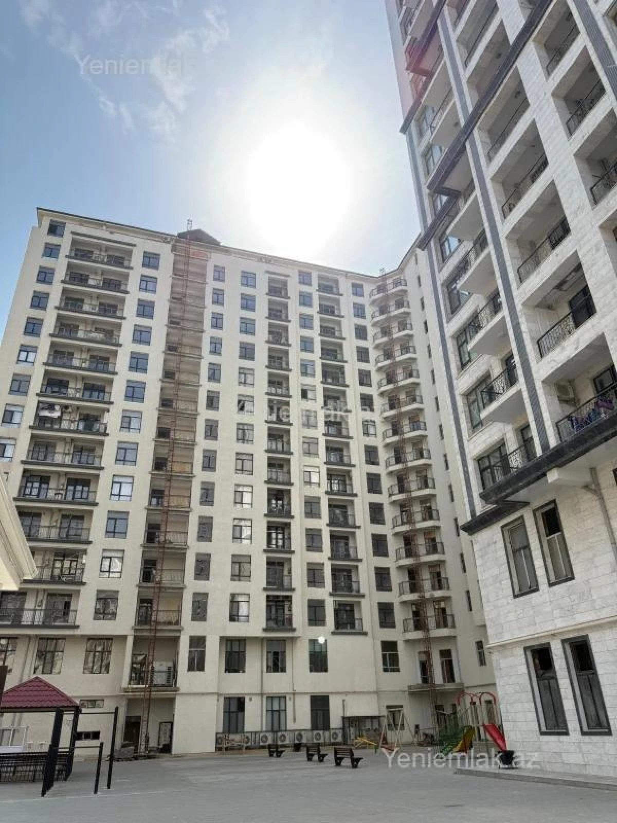 Satılır 1 otaqlı yeni tikili 68.5 m²