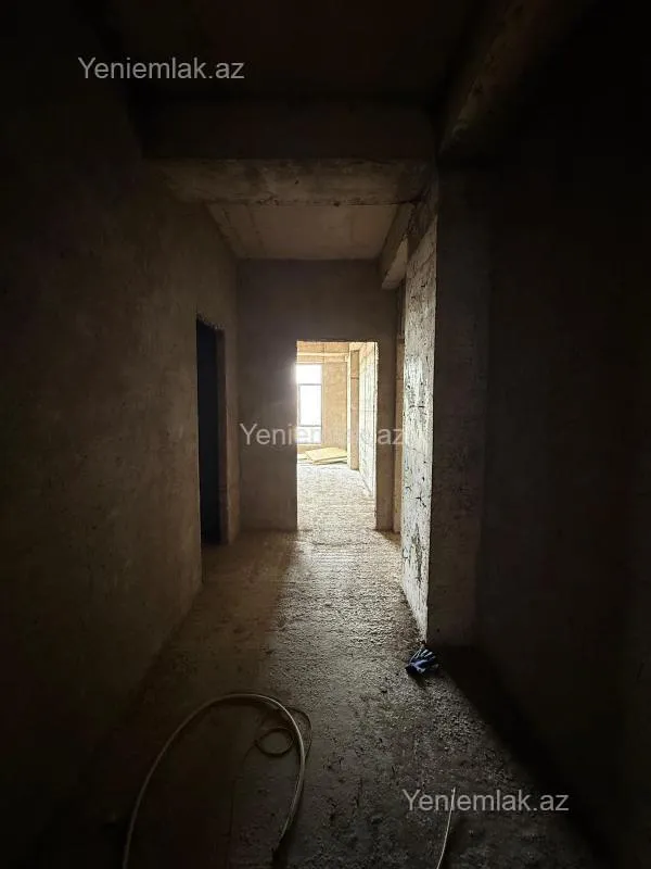 Satılır 1 otaqlı yeni tikili 68.5 m²