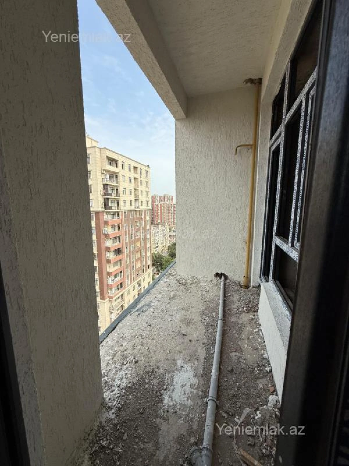 Satılır 1 otaqlı yeni tikili 68.5 m²