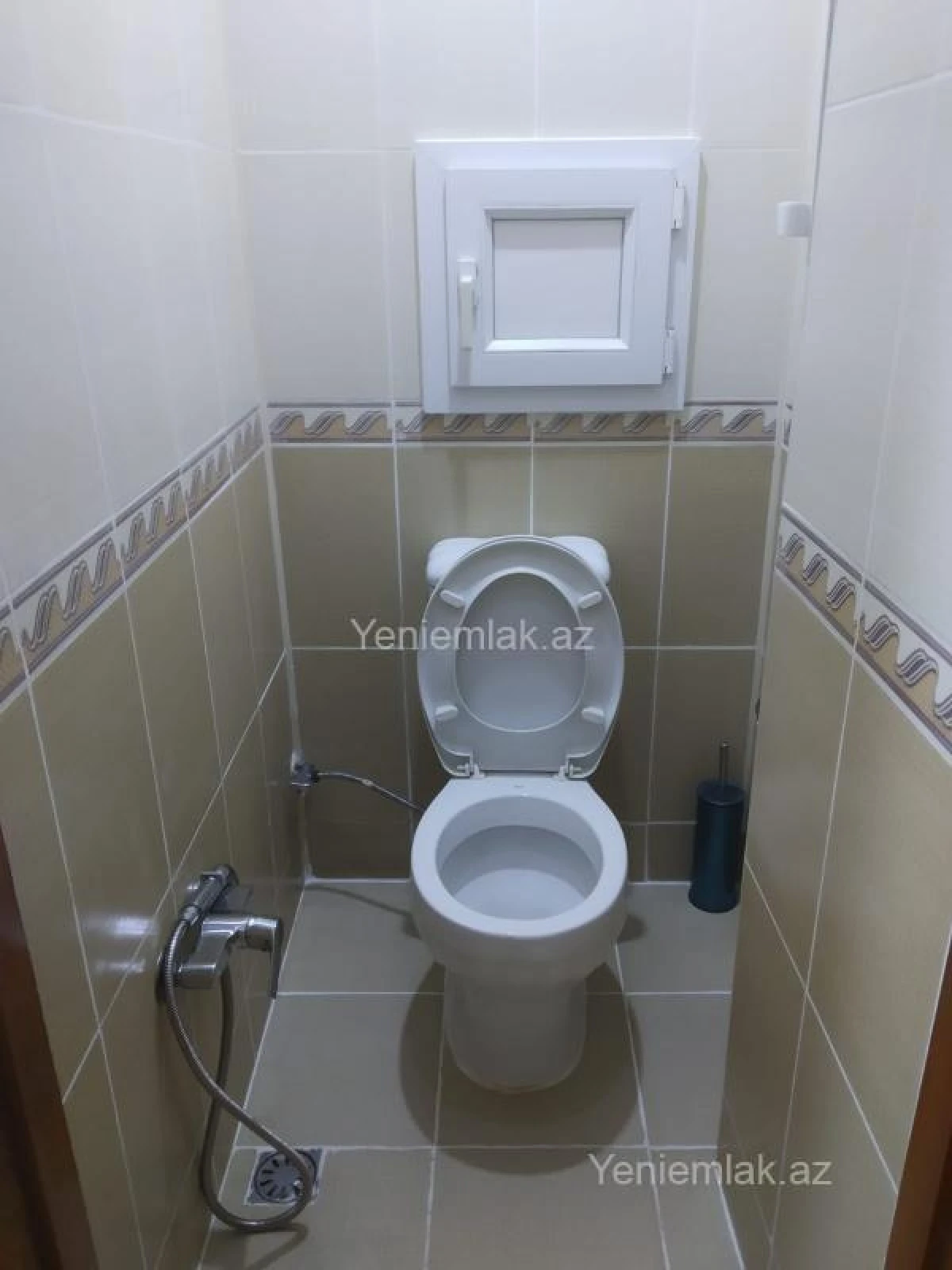 Satılır 4 otaqlı köhnə tikili 105 m²