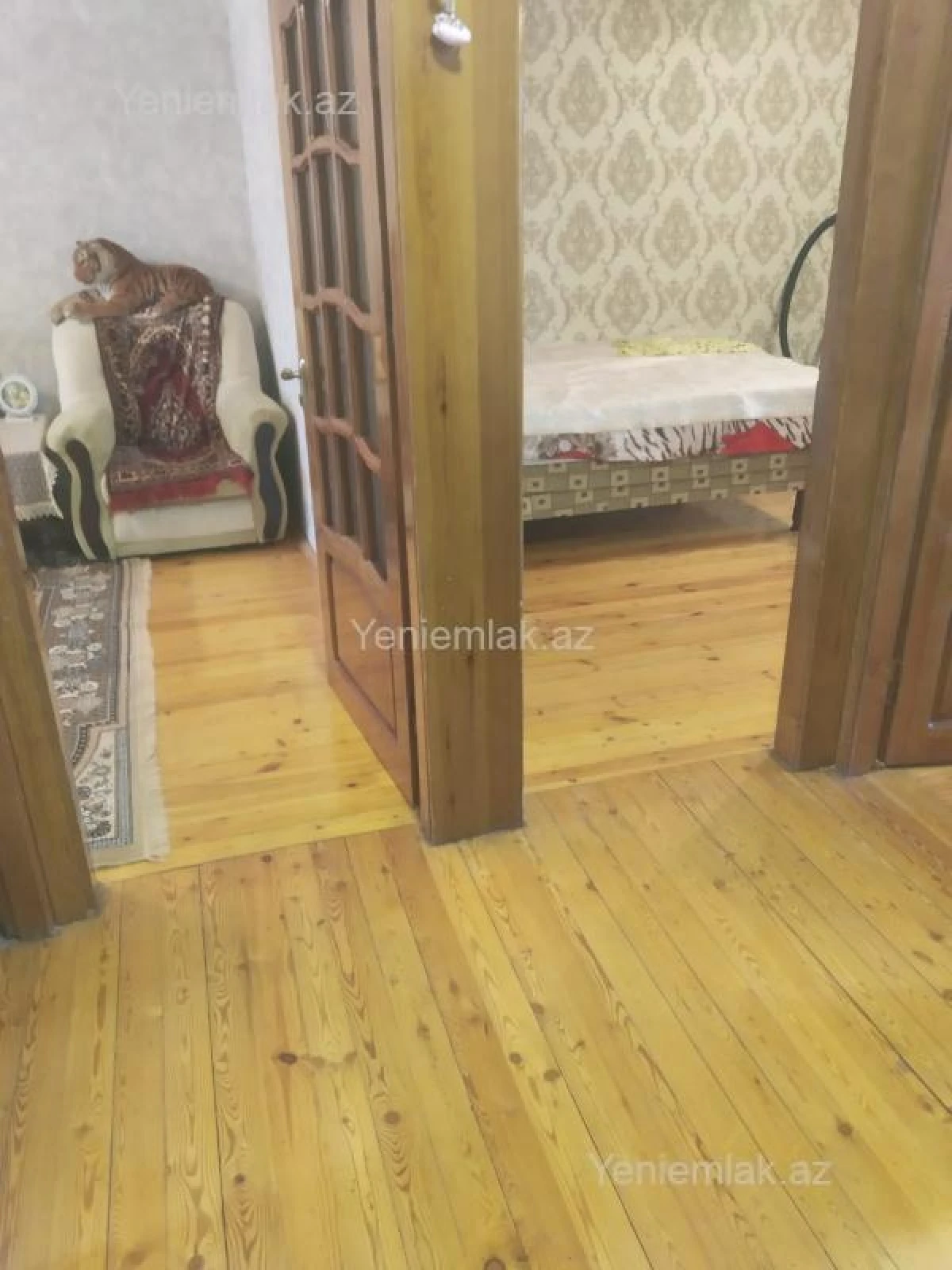 Satılır 4 otaqlı köhnə tikili 105 m²