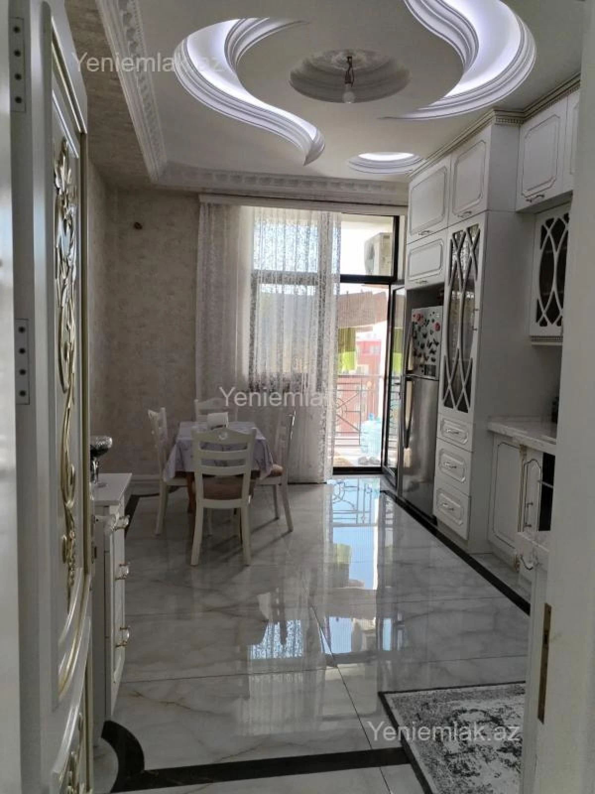 Satılır 3 otaqlı yeni tikili 147 m²