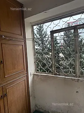 Satılır 3 otaqlı köhnə tikili 85 m²