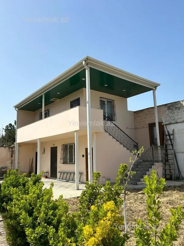 Satılır 7 otaqlı həyət evi 235 m²