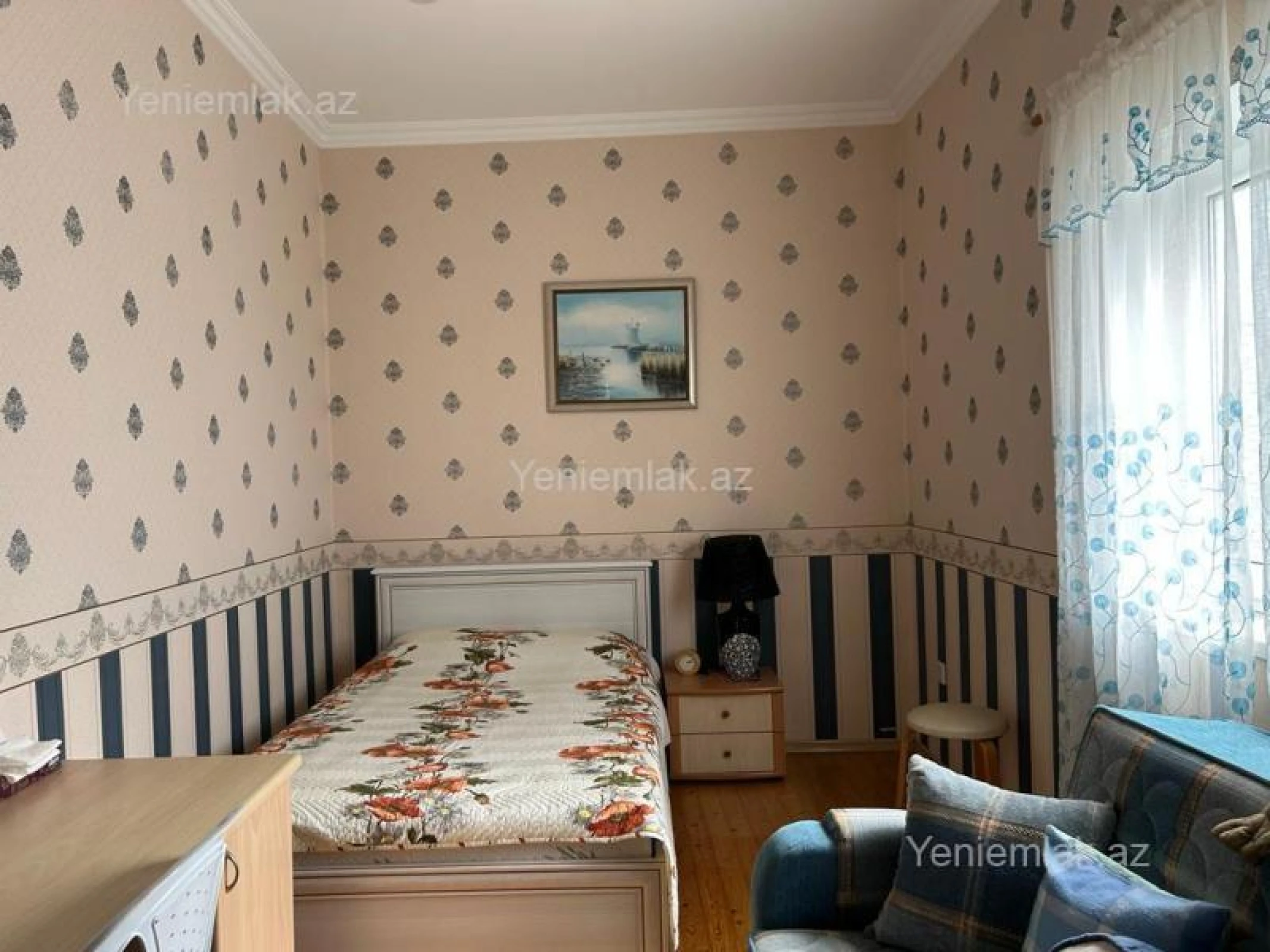 Satılır 7 otaqlı həyət evi 235 m²