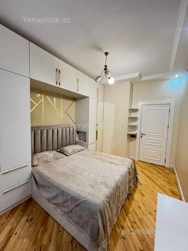 Satılır 2 otaqlı yeni tikili 55 m²