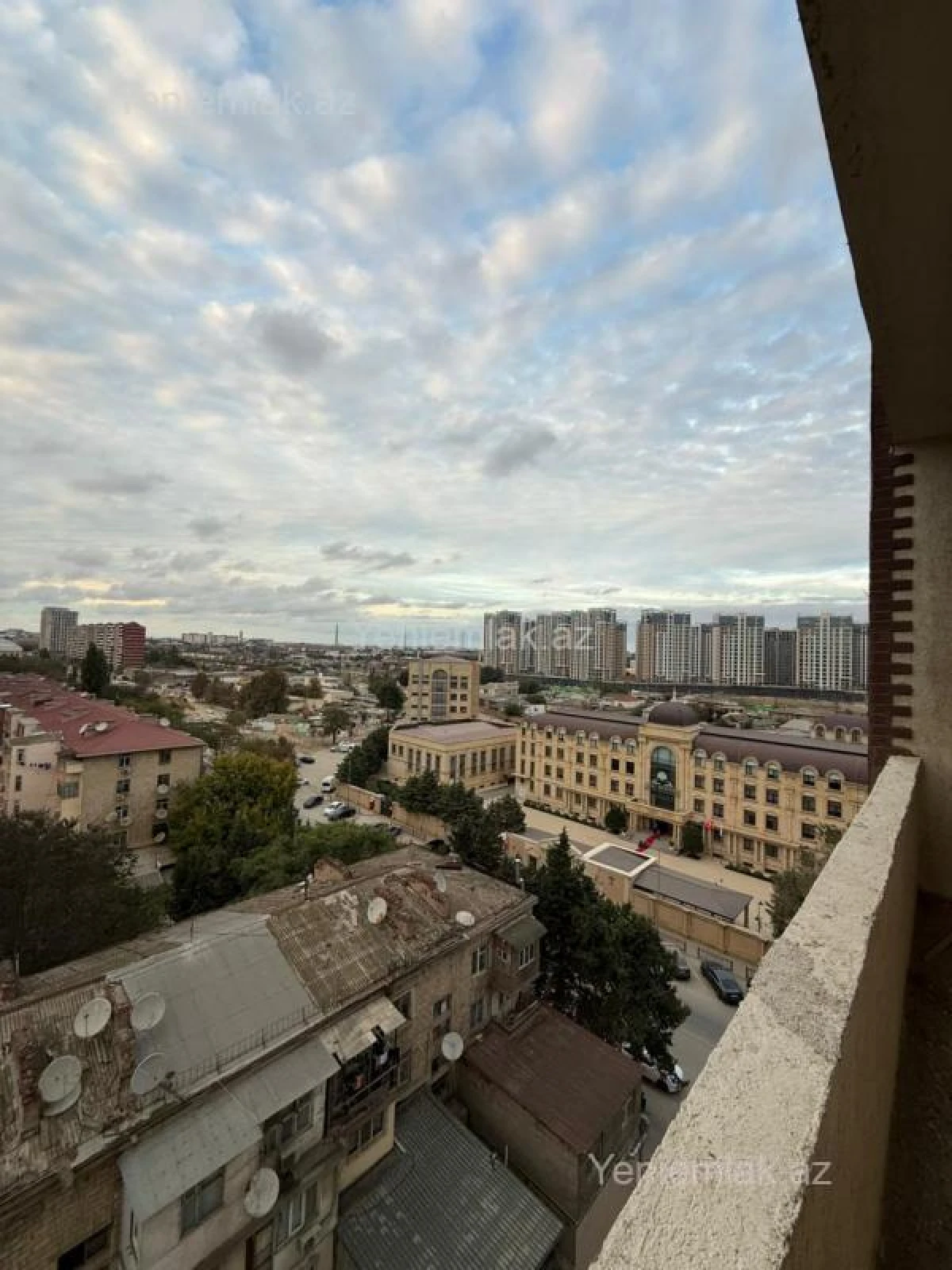 Satılır 2 otaqlı yeni tikili 102 m²