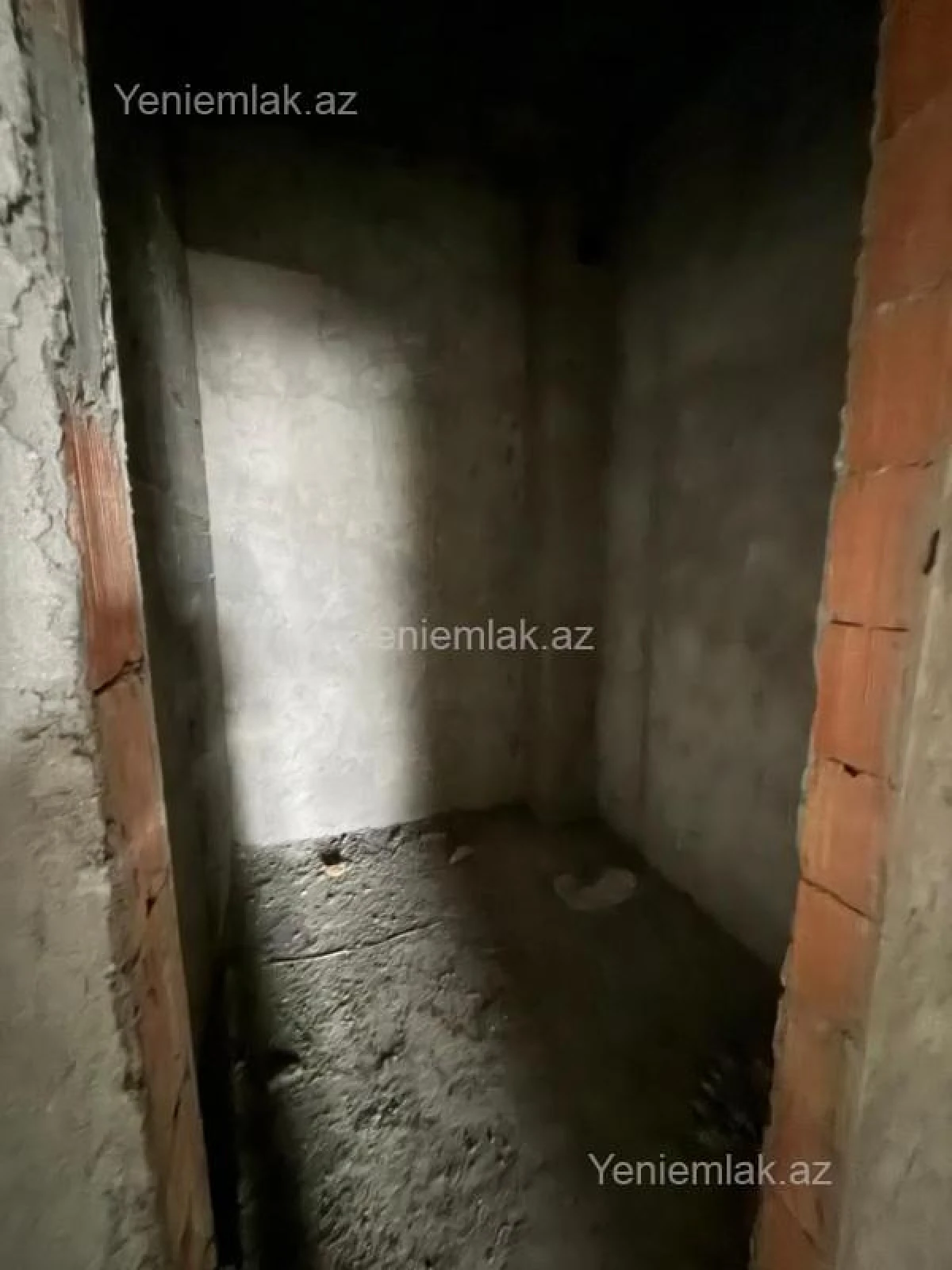 Satılır 2 otaqlı yeni tikili 102 m²