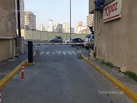 Satılır 3 otaqlı köhnə tikili 115 m²