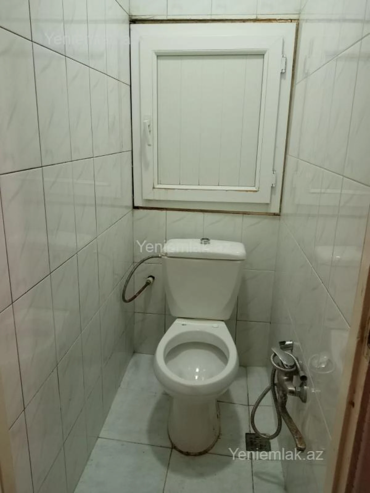 Satılır 2 otaqlı köhnə tikili 55 m²