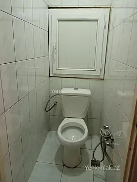 Satılır 2 otaqlı köhnə tikili 55 m²