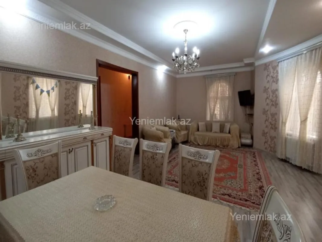 Satılır 4 otaqlı həyət evi 170 m²