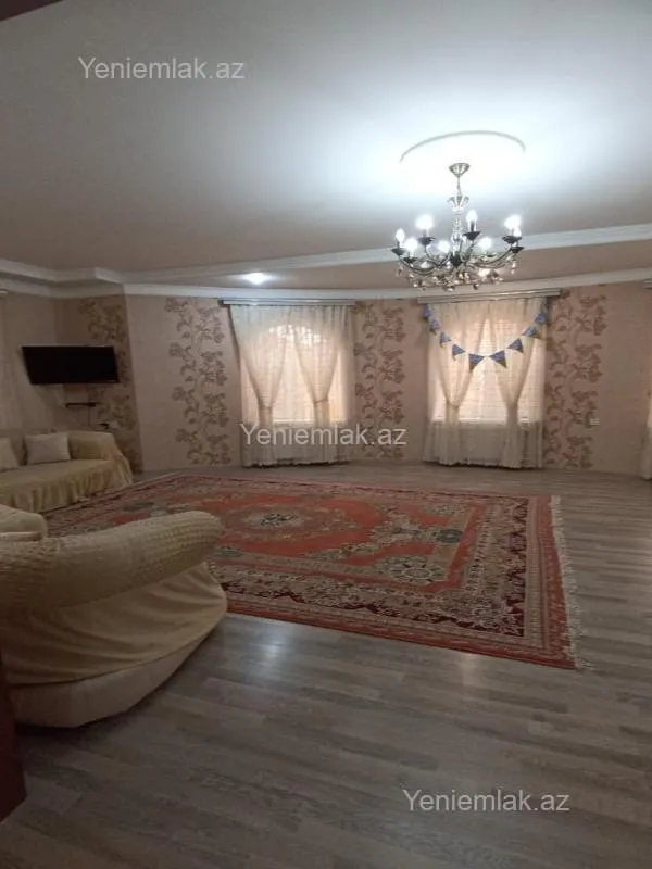 Satılır 4 otaqlı həyət evi 170 m²