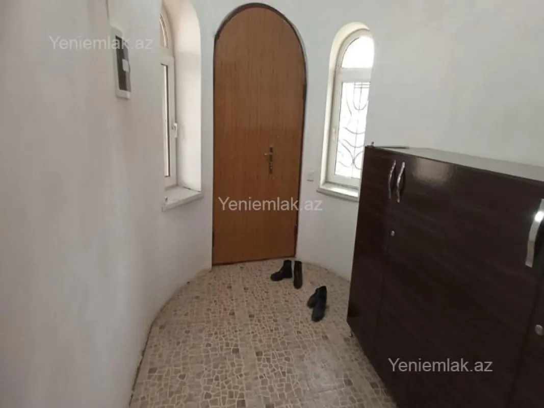 Satılır 4 otaqlı həyət evi 170 m²