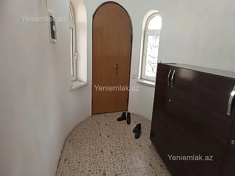 Satılır 4 otaqlı həyət evi 170 m²