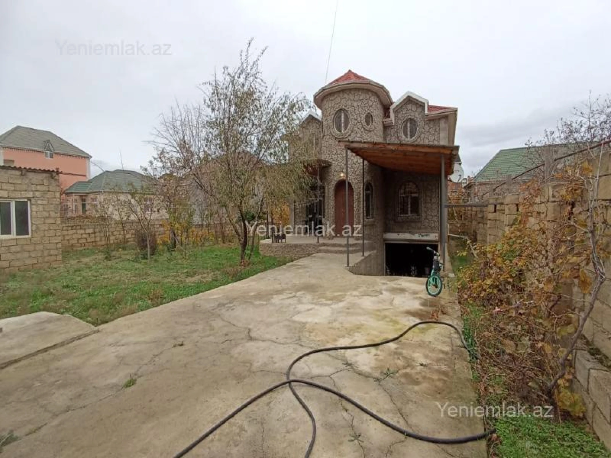 Satılır 4 otaqlı həyət evi 170 m²