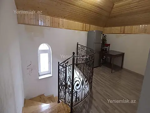 Satılır 4 otaqlı həyət evi 170 m²