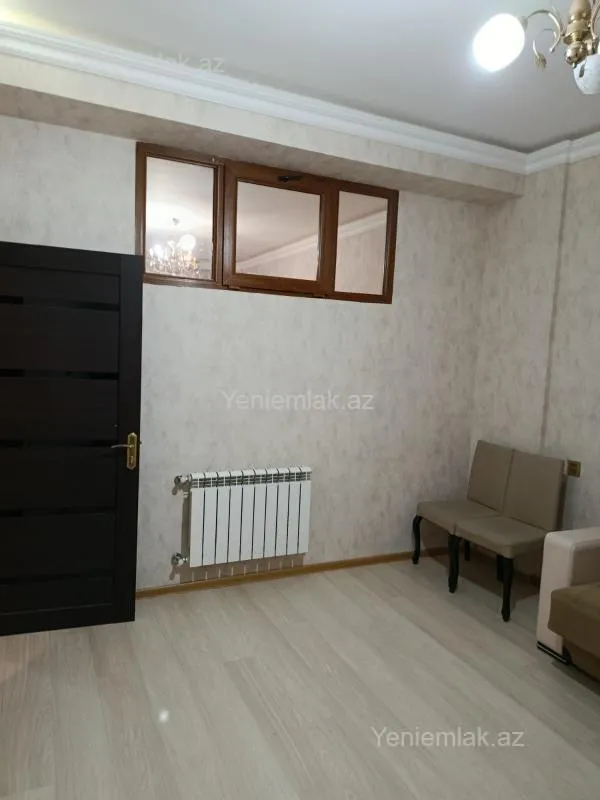Satılır 3 otaqlı köhnə tikili 102 m²