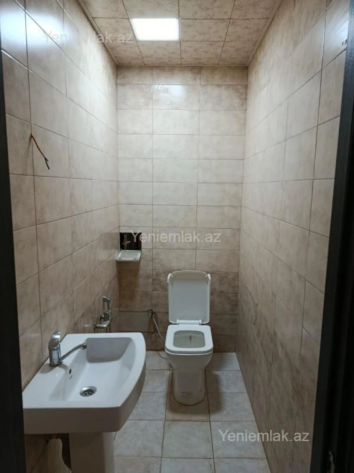 Satılır 3 otaqlı köhnə tikili 102 m²