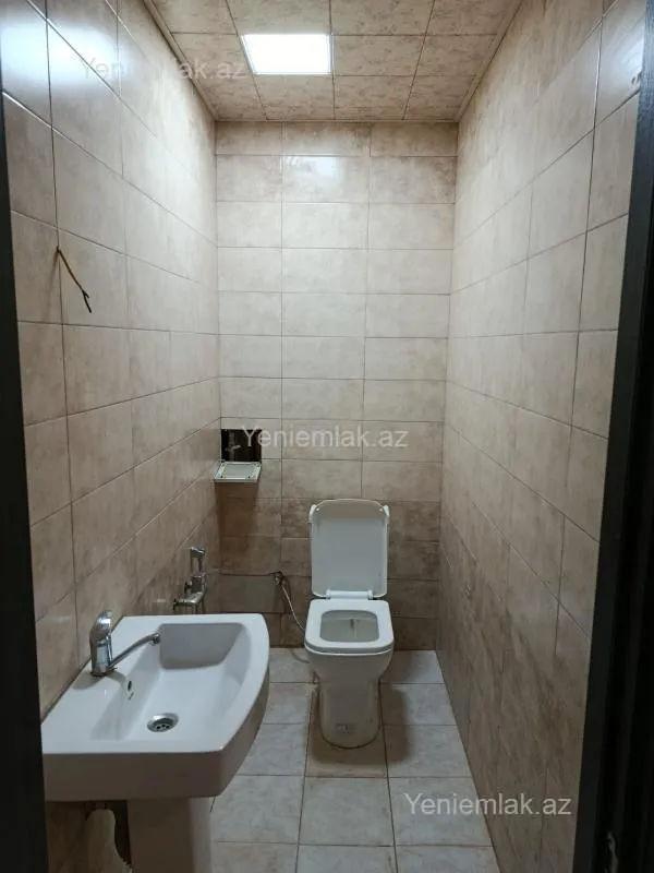 Satılır 3 otaqlı köhnə tikili 102 m²